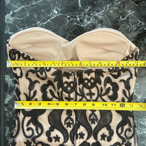 Gorgeous Vintage Strapless Cocktail Gown - Picture 5 of 6